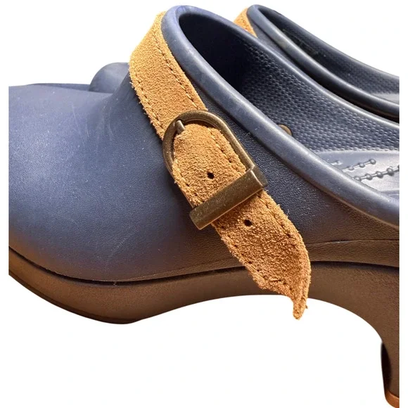 CROCS Sarah Women's 7 Clog Mules Navy Blue Dual Comfort Arch Support Slip On - Picture 9 of 12